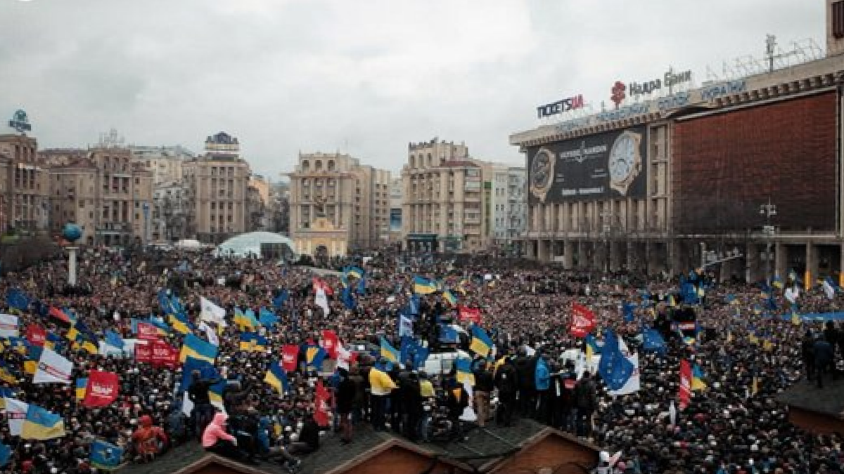 Фото до матеріалу: Євгенія Катеринчак: професійний досьє журналістки для київських читачів