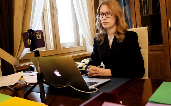 Фото до матеріалу: Україна отримає першу частину траншу від ЄС у травні: 28,3 млрд євро на оборону