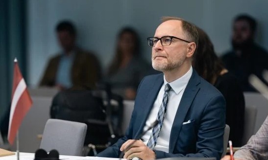Фото до матеріалу: Міністр оборони Латвії Андріс Спрудс подав у відставку через інцидент з дронами