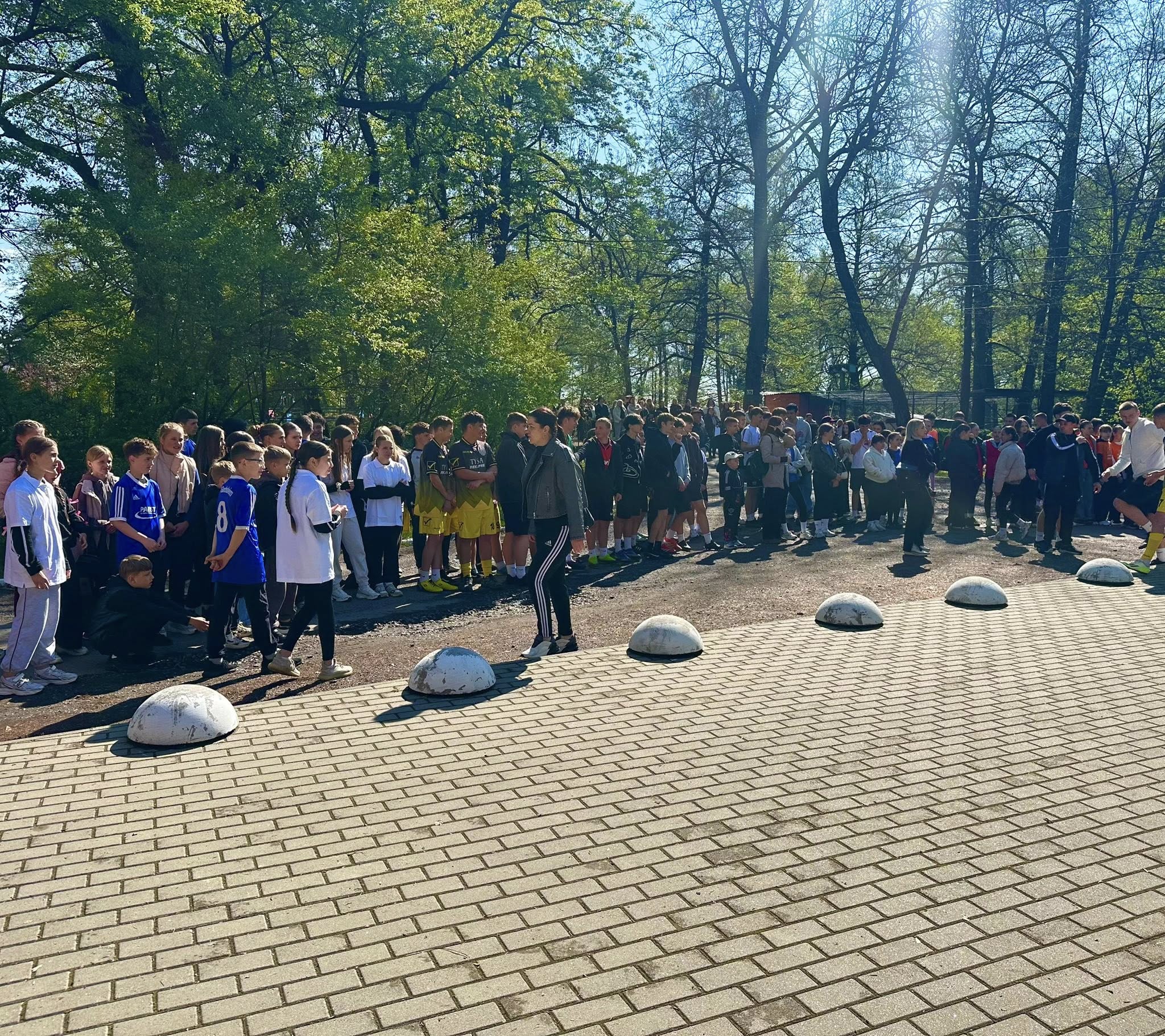 Фото до матеріалу: У Буштині пройшли районні змагання «Пліч-о-пліч»