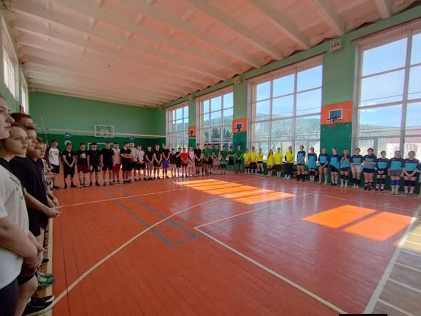 Фото до матеріалу: Спорт та історія об'єднують молодь Івано-Франківщини з прифронтовими регіонами