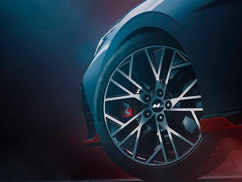 Фото до матеріалу: Porsche 911 GT3 перейде на турбонаддув: новини та деталі 2026 року