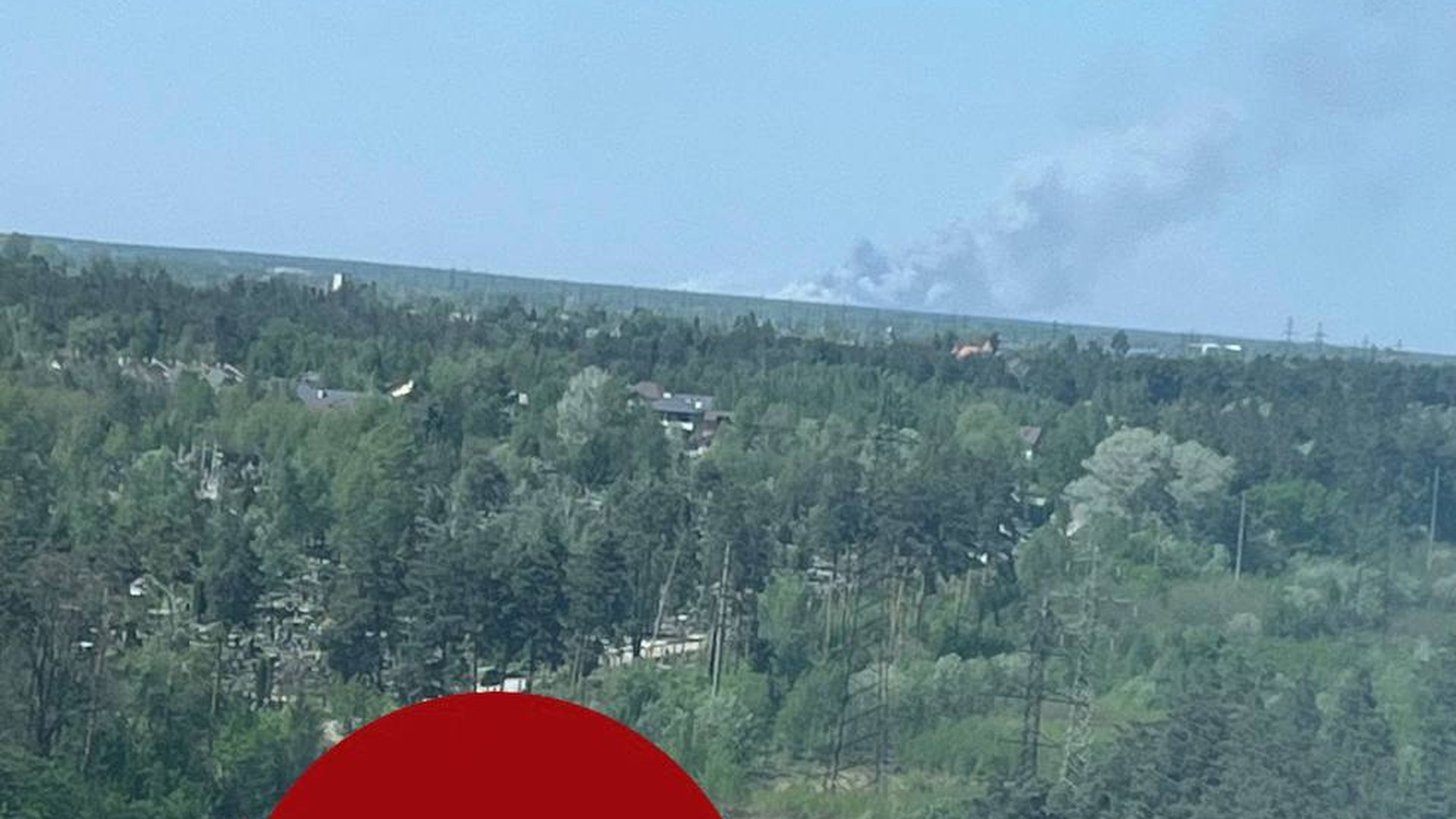 Фото до матеріалу: Пожежа біля Литвинівки: вогонь рухається до лісу