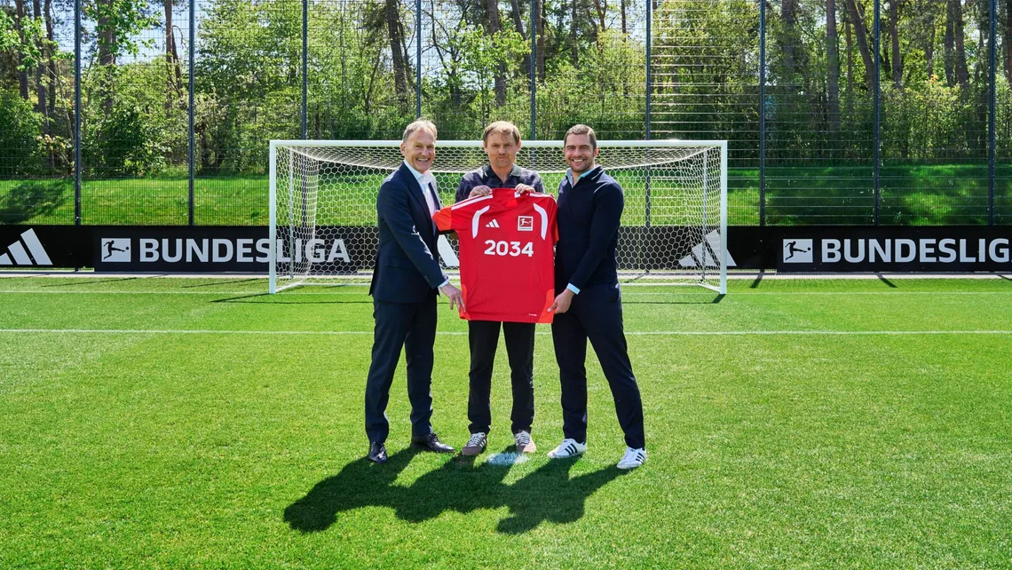 Фото до матеріалу: Adidas інвестує 100 мільйонів євро у німецьку Бундеслігу: угода до 2034 року