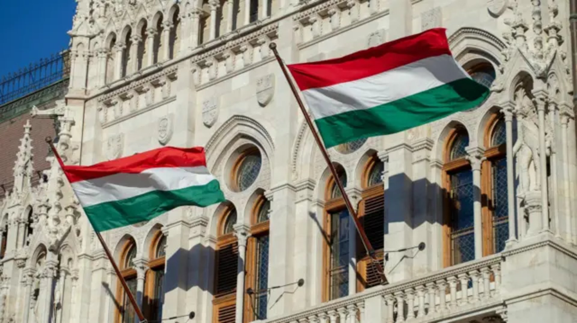 Фото до матеріалу: МЗС України скасувало рекомендації не їхати до Угорщини, - Сибіга