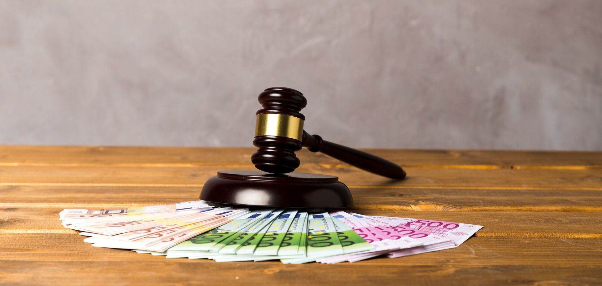 Фото до матеріалу: У Україні змінюють правила продажу санкційного майна: інвесторам відкриють доступ до документів до аукціону