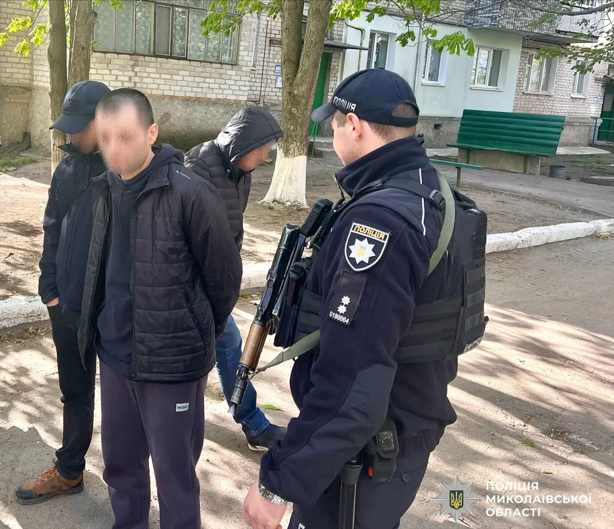 Фото до матеріалу: У Первомайську поліція викрила наркоторгівця з півкілограма психотропів