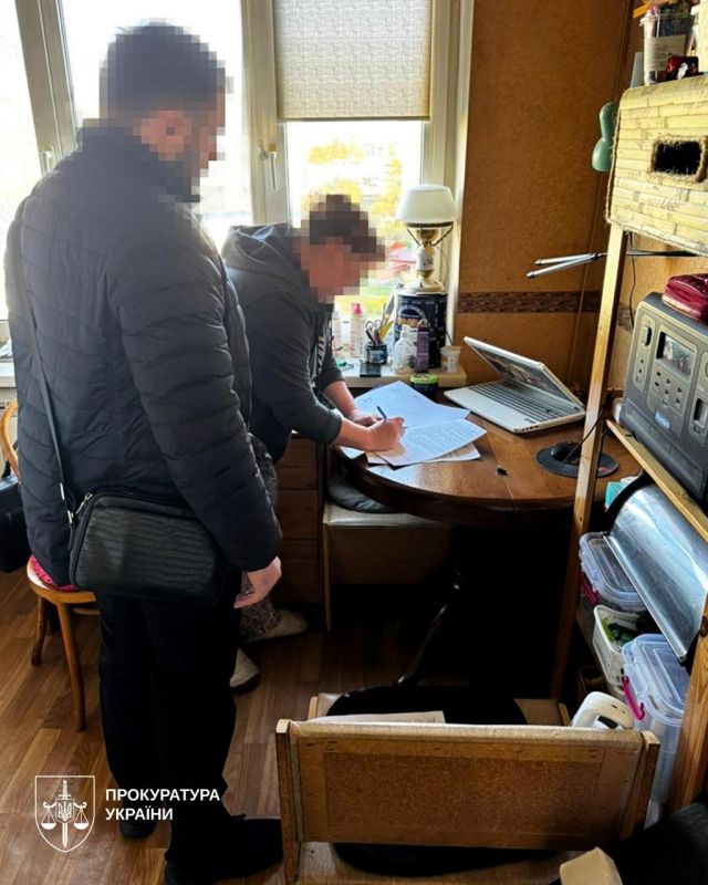 Фото до матеріалу: В Україну завозили алкоголь під виглядом дипломатичного вантажу: викрито схему на понад чотири мільйони гривень