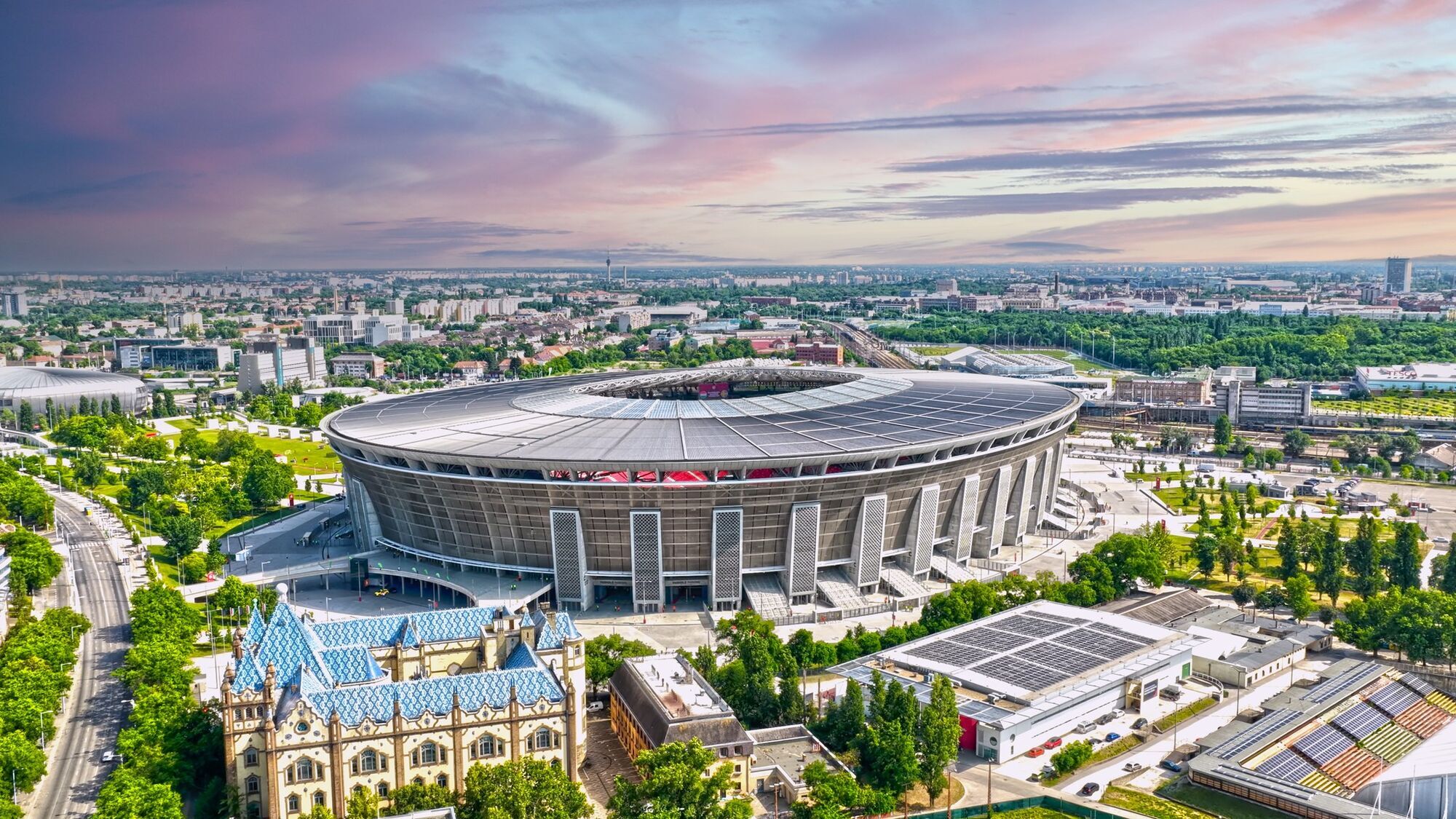 Фото до матеріалу: Фінал Ліги чемпіонів-2026: Арсенал і ПСЖ зіграють у Будапешті 30 травня