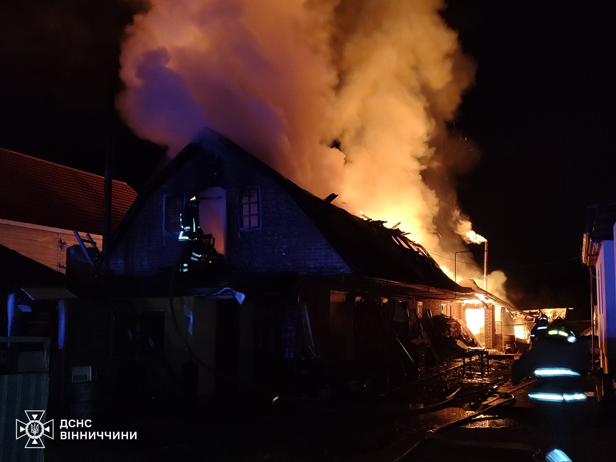 Фото до матеріалу: На Вінниччині за добу спалахнуло 12 пожеж: горіли житлові будинки та лісові масиви