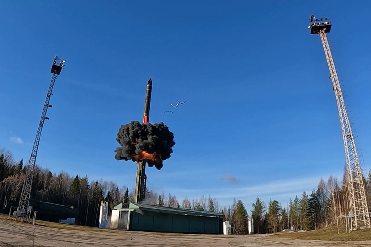 Фото до матеріалу: Росія оголосила про випробування ракет з ядерними боєголовками перед Днем Перемоги