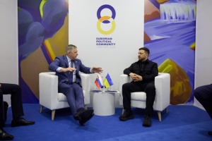 Фото до матеріалу: Туск обговорив із Фіцо запрошення Зеленського на саміт Вишеградської групи