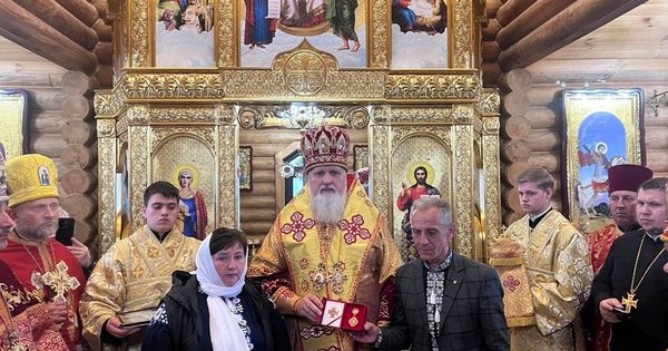 Фото до матеріалу: У селі Щаслива на Вінниччині освятили храм-меморіал на честь загиблого бійця