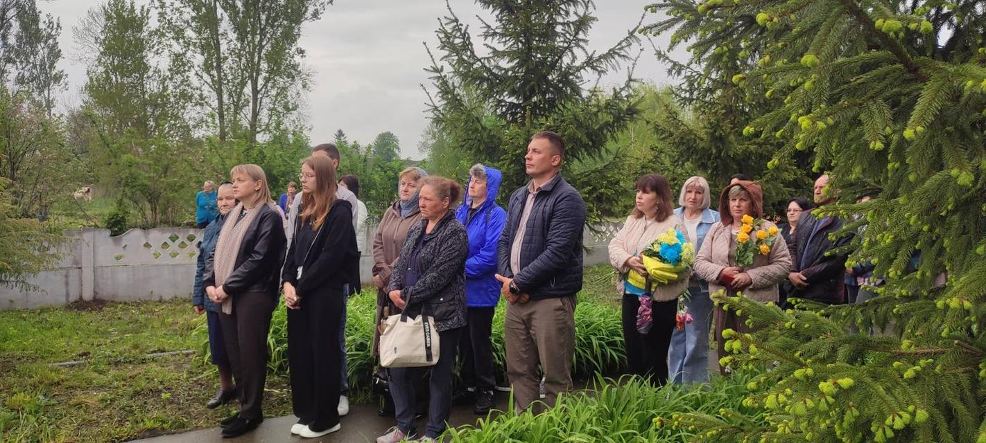 Фото до матеріалу: У Борсуківській громаді відкрили меморіали шістьом полеглим воїнам