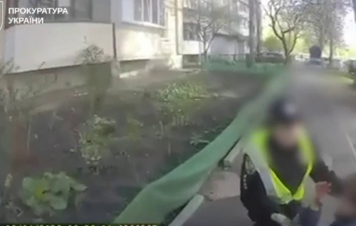 Фото до матеріалу: Генпрокурор повідомив про підозру поліцейським, які втекли з місця теракту в Києві