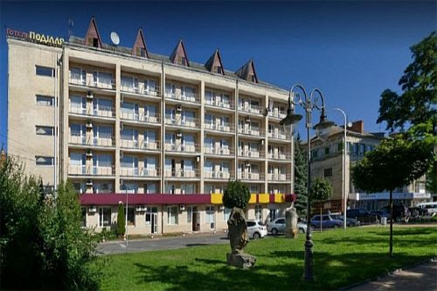 Фото до матеріалу: Сім осіб підозрюються у незаконному відчуженні готелю «Поділля» у Вінниці на 63 млн грн
