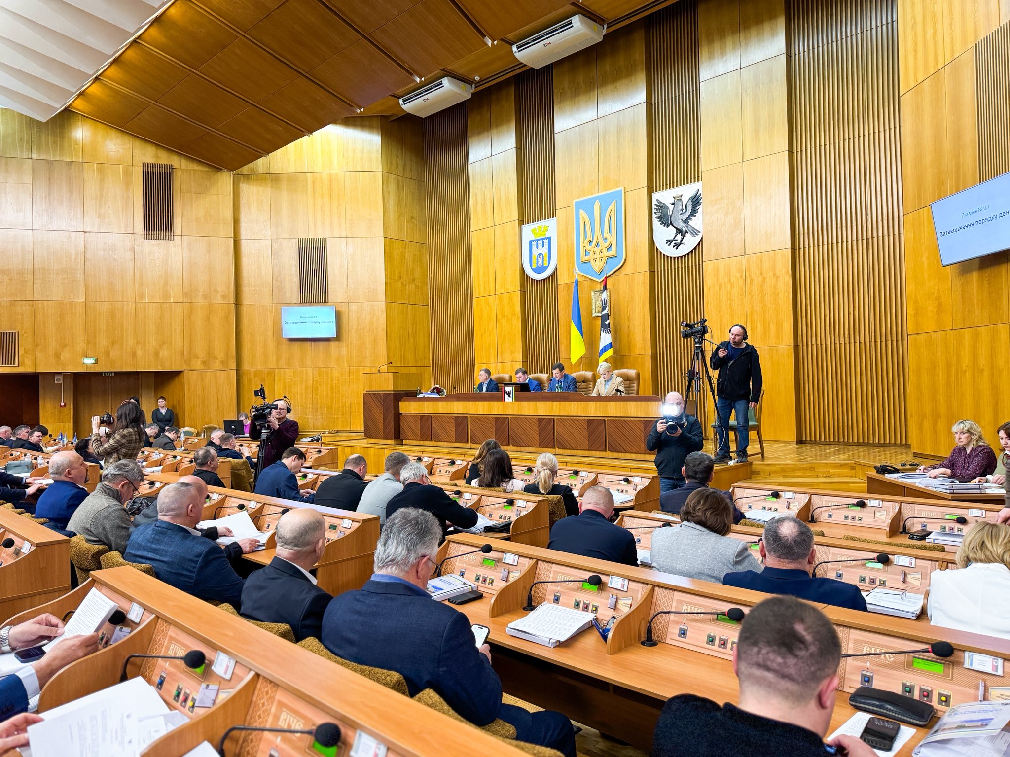 Фото до матеріалу: Бюджет на підтримку ветеранів та оборони: підсумки 47-ї сесії Івано-Франківської обласної ради