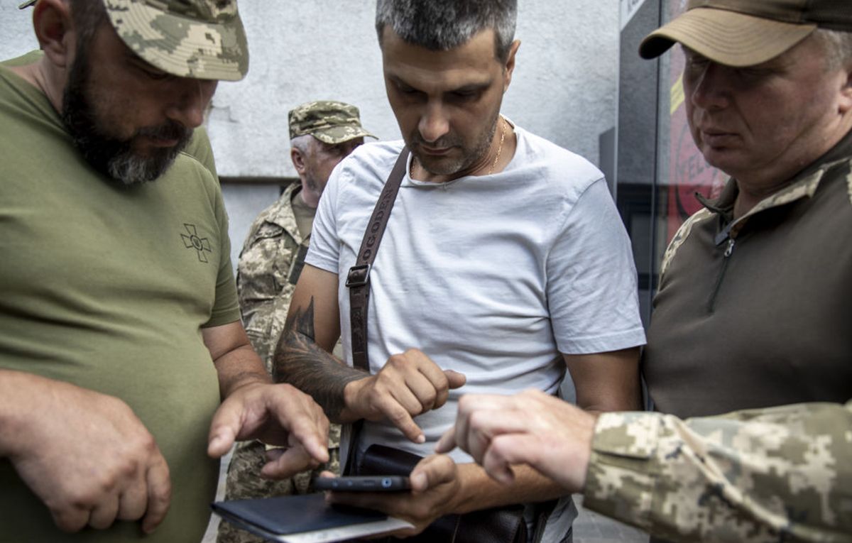 Фото до матеріалу: Федір Веніславський назвав кількість мобілізованих щомісяця: 30 тисяч людей
