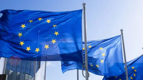 Фото до матеріалу: ЄС розблокував 90 мільярдів євро допомоги Україні: що змінилося для армії та енергетики