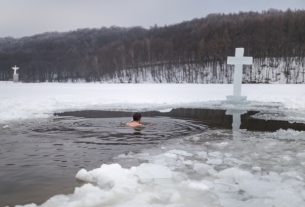 Фото до матеріалу: Шахраї обікрали колишнього прем'єр-міністра України Валерія Пустовойтенка