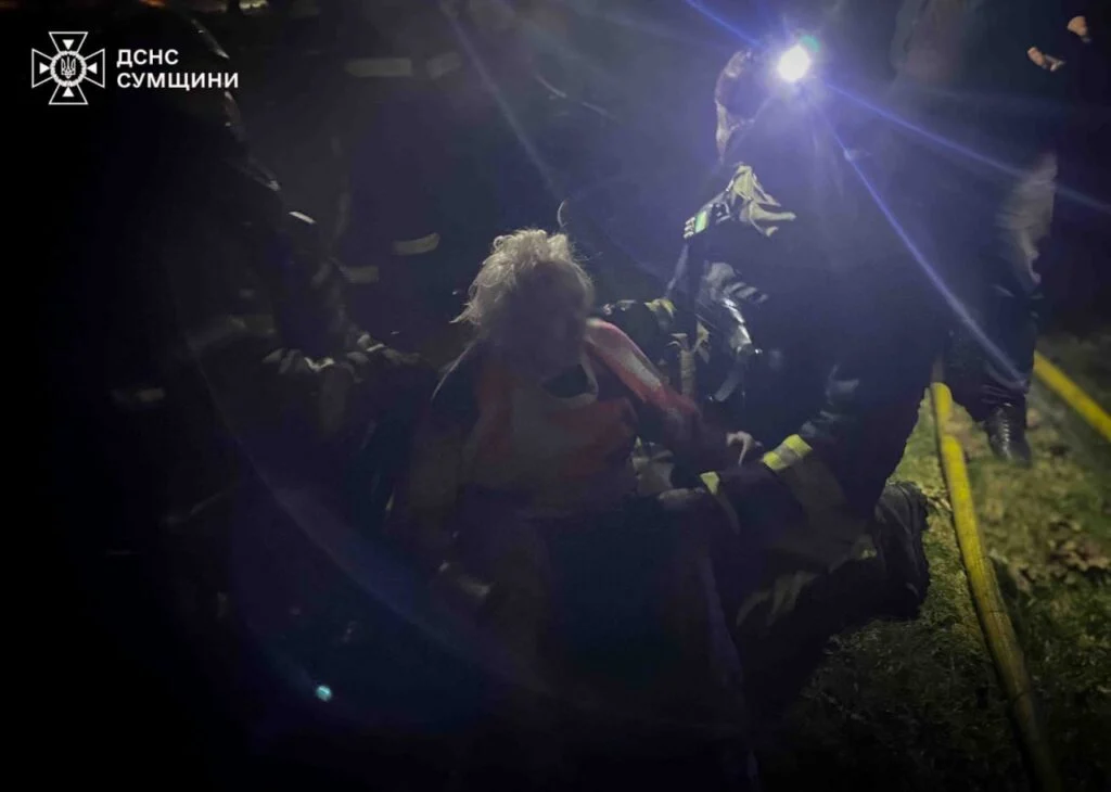 Фото до матеріалу: Ніч на 29 квітня: 171 дрон РФ завдав ударів по лікарнях, гіпермаркетах та житлових будинках