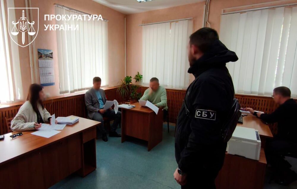 Фото до матеріалу: Викрито шахрайство на 64 млн грн: якісні вагони для Укрзалізниці розвалювалися за кілька років