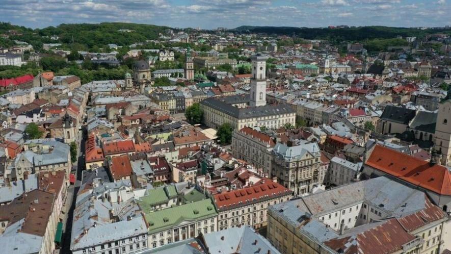 Фото до матеріалу: У Львові ще 38 переселенцям виплатять ваучери на житло