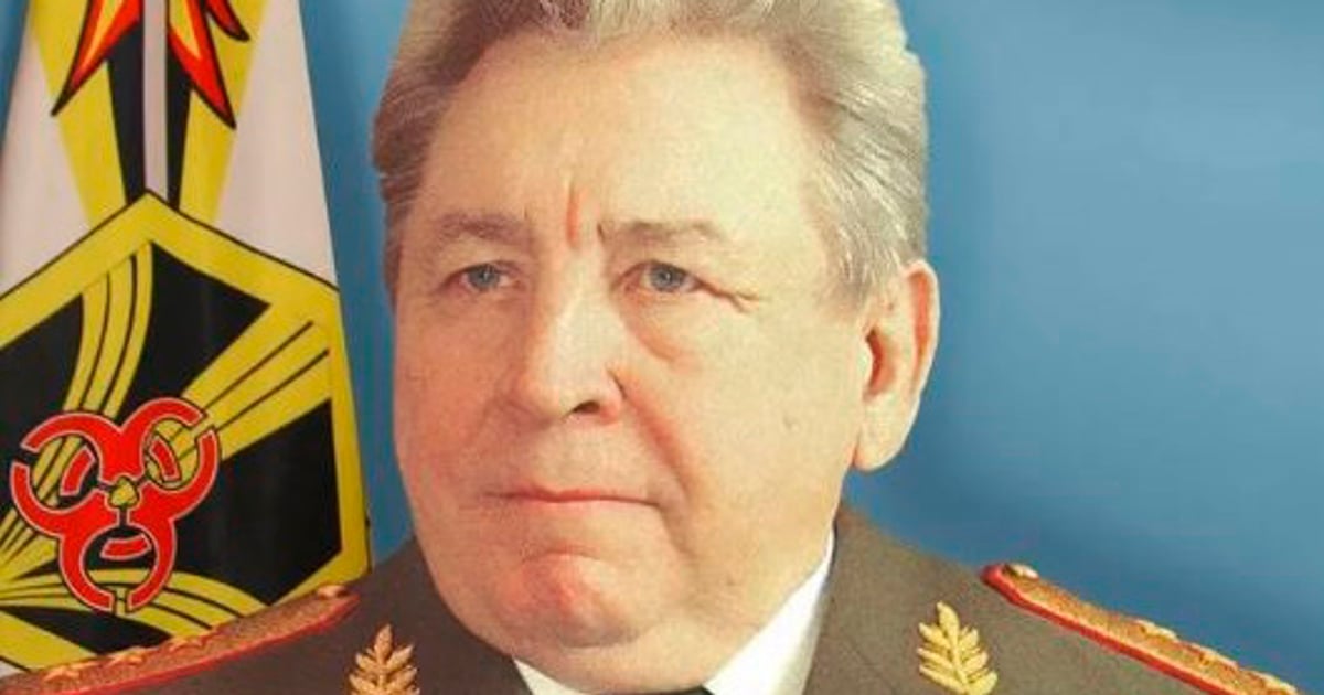 Фото до матеріалу: Генерал Станіслав Петров покінчив життя самогубством у Москві