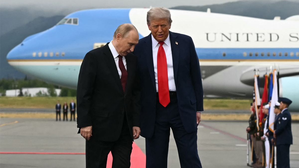 Фото до матеріалу: Путін спробував використати Трампа для перемир'я на 9 травня, але не врахував українських дронів