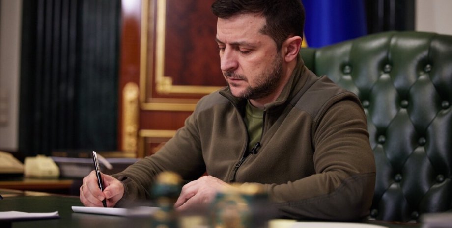Фото до матеріалу: Зеленський визначив терміни приватизації «Сенс Банку»