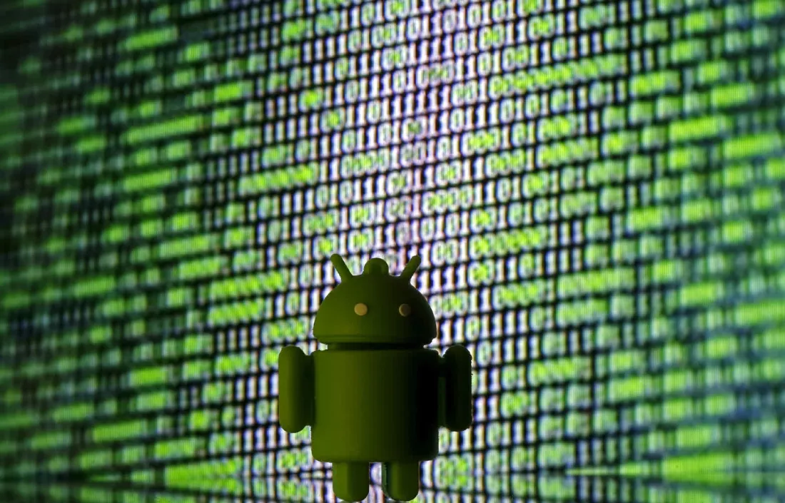 Фото до матеріалу: Новий вірус TangleBot на Android: як захистити телефон від крадіжки даних