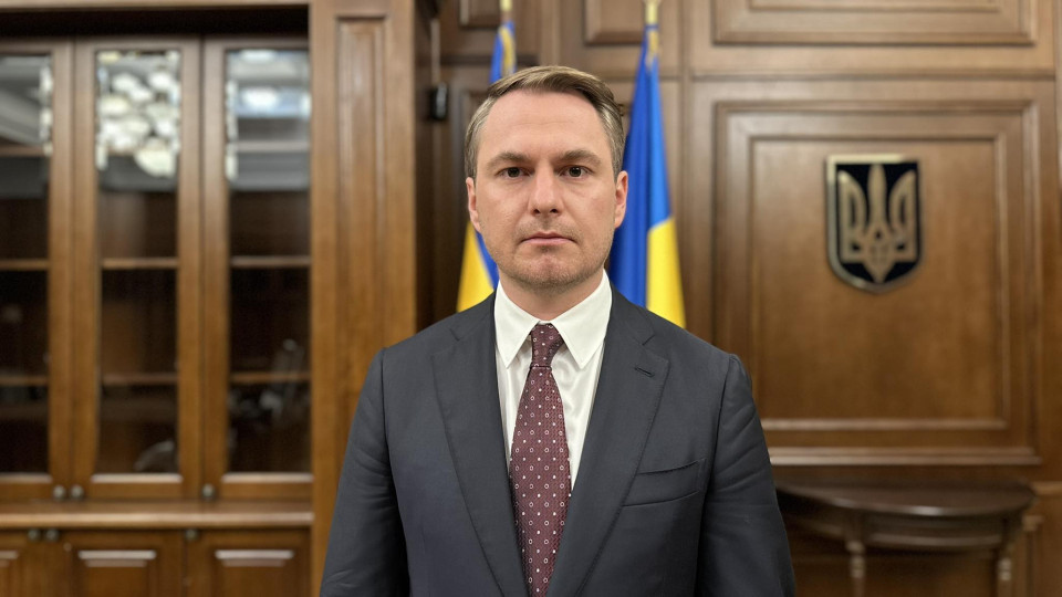 Фото до матеріалу: Від військового слідчого до Генпрокурора: кар'єрний шлях Руслана Кравченка