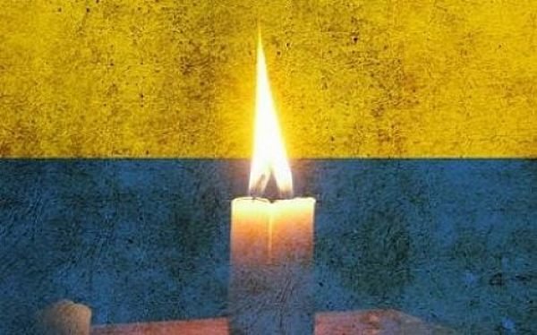 Фото до матеріалу: У Черкасах провели в останню путь старшого солдата Євгенія Сінька