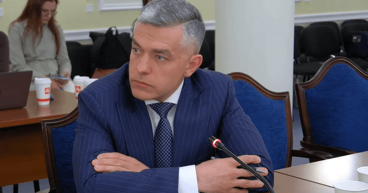 Фото до матеріалу: Гладишенко тимчасово відсторонився від «Сенс Банку» через резонанс навколо справи «Мідас»