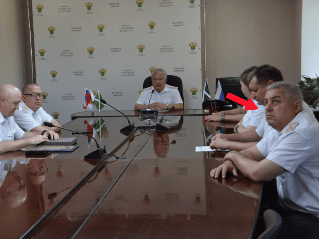 Фото до матеріалу: Кар’єрне піке. Як Почесний митник України з Херсонщини потрапив на службу до окупантів