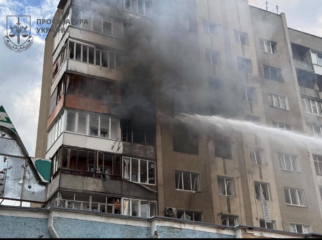 Фото до матеріалу: Атака дронів на Івано-Франківську: постраждали восьмеро, серед них неповнолітня