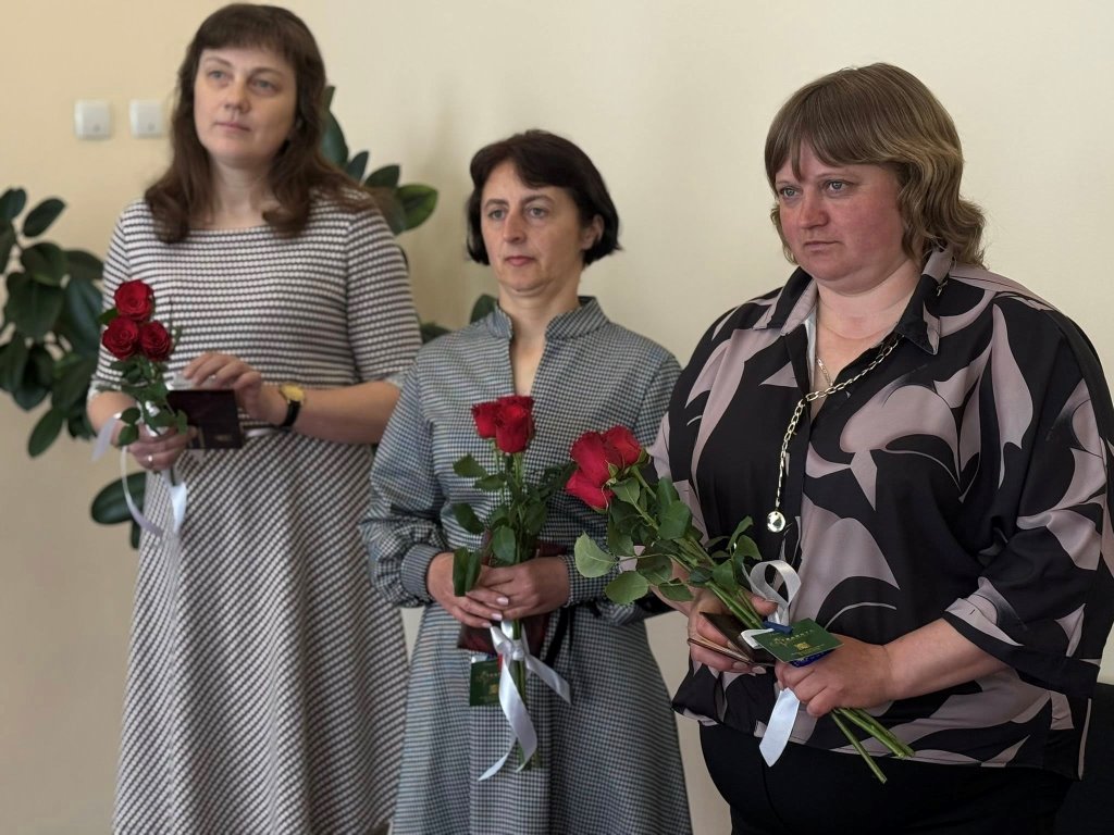 Фото до матеріалу: Трьом багатодітним матерям Любомльщини присвоїли звання «Мати-героїня»