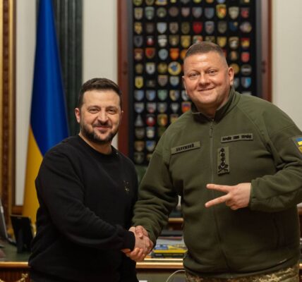 Фото до матеріалу: Трамп залишив Венсу інструкції на випадок несподіваного припинення служби