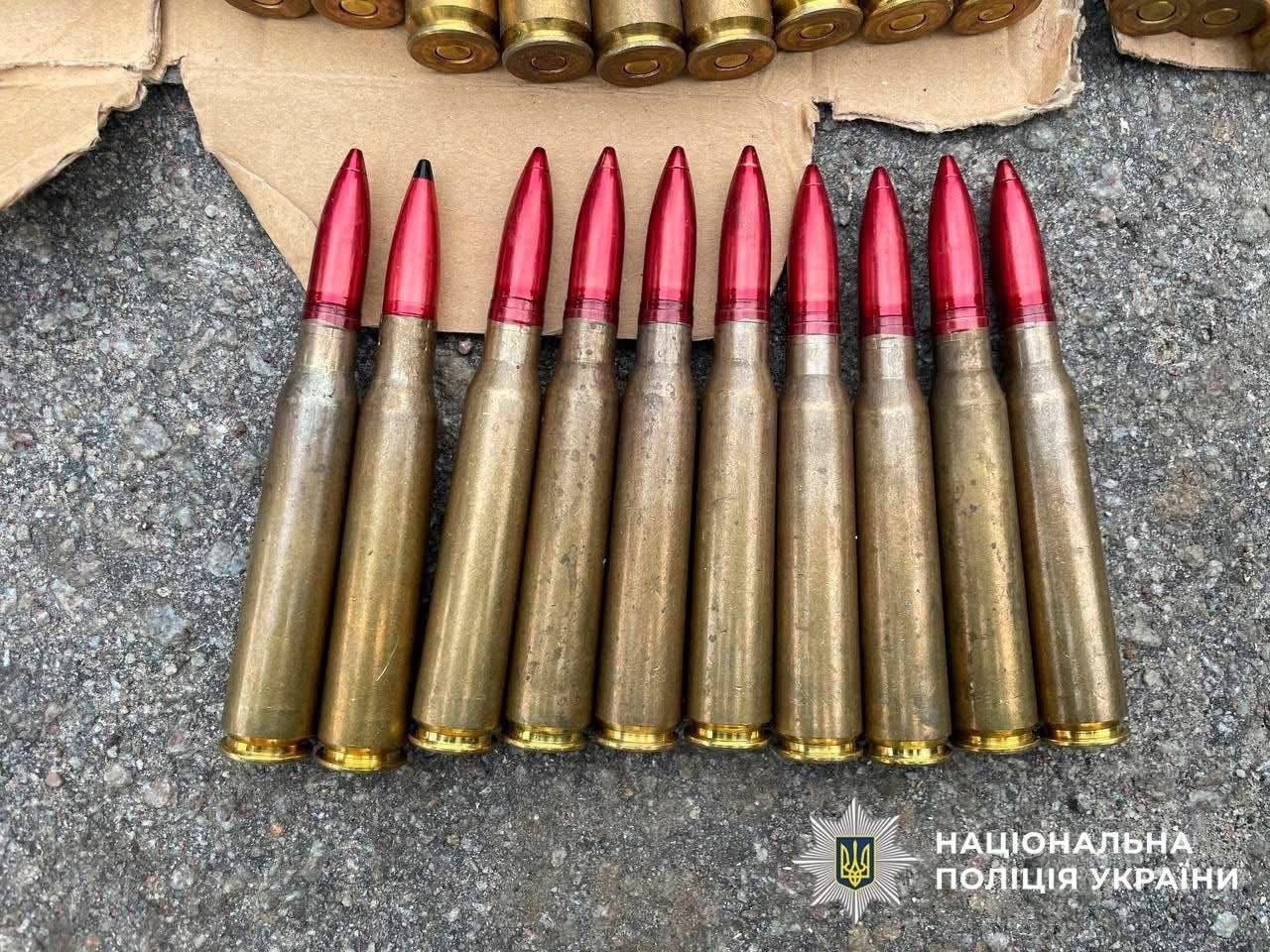 Фото до матеріалу: У Києві поліція скерувала до суду справу на 51-річного торговця зброєю, який відправляв гранатомети поштою