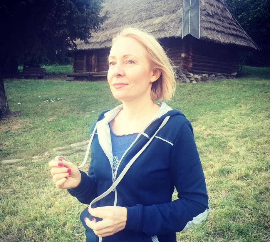 Фото до матеріалу: Вероніка Анікієвич: «гадалка» Андрія Єрмака з роду з Генічеська