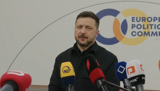 Фото до матеріалу: Володимир Зеленський на саміті в Єревані: ключові питання для України та Європи