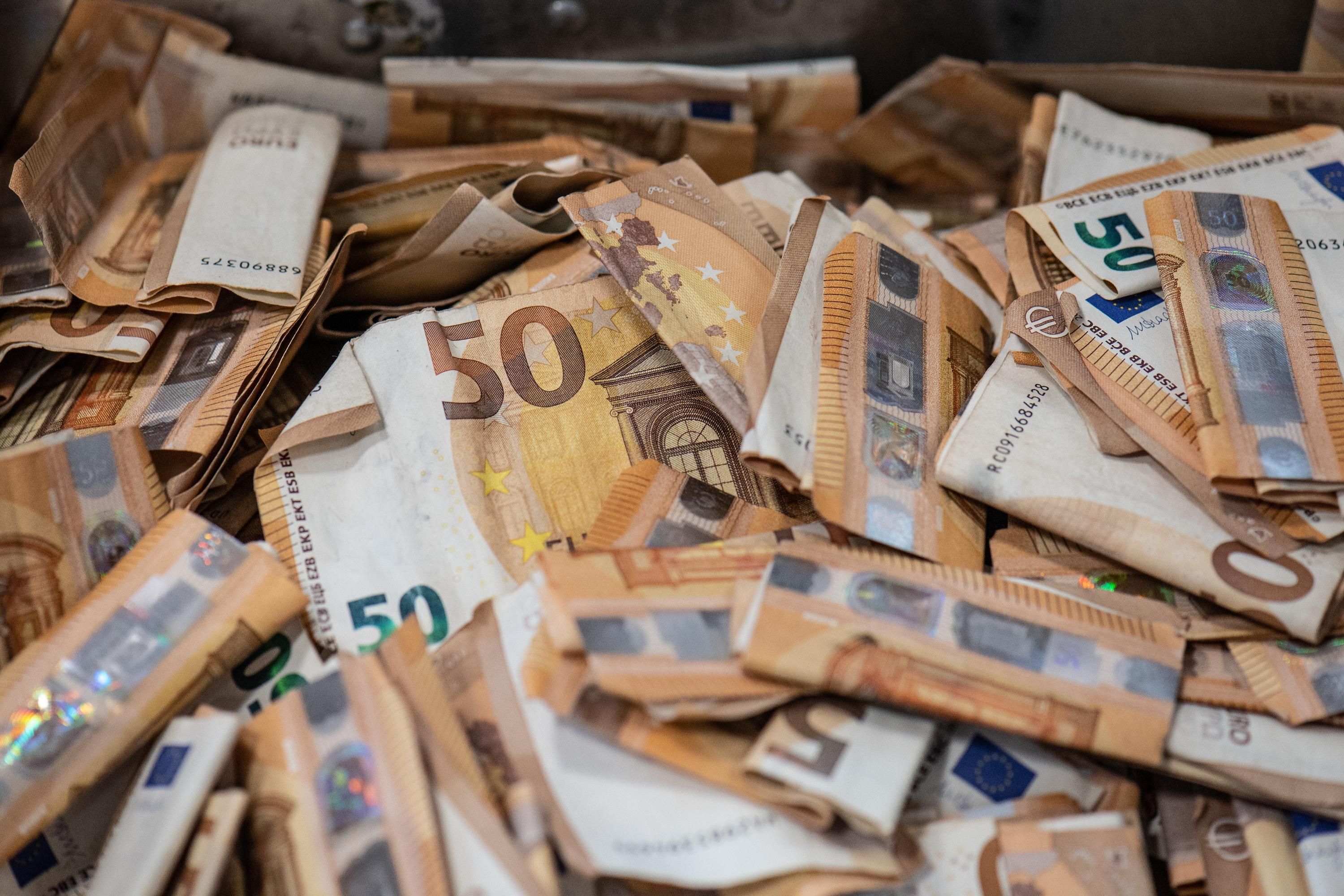 Фото до матеріалу: Країни ЄС вимагають 43 мільярди євро компенсації за зброю для України