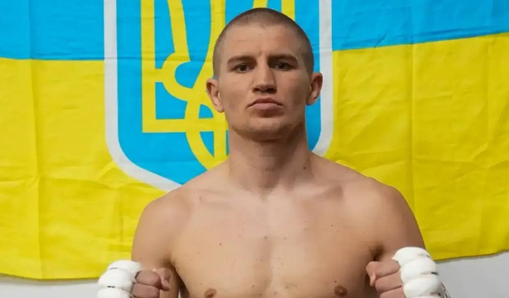 Фото до матеріалу: Богачук і Мозлі-молодший зважилися однаково перед Лас-Вегасом