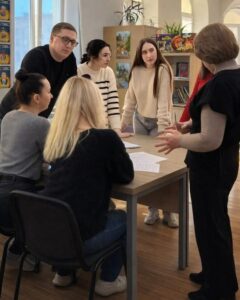 Фото до матеріалу: Лисичанська громада об'єднує ВПО через спорт, культуру та молодіжні ініціативи