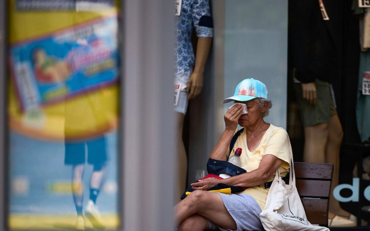 Фото до матеріалу: Іспанія розширює мережу кліматичних укриттів для захисту від спеки