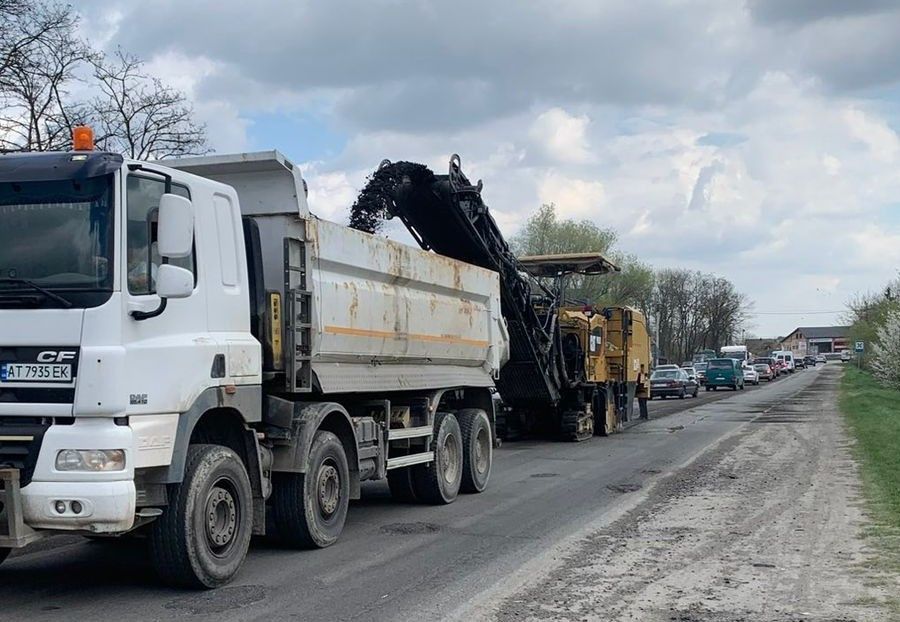 Фото до матеріалу: На об'їзній Івано-Франківська відновили ще одну ділянку траси Н-09