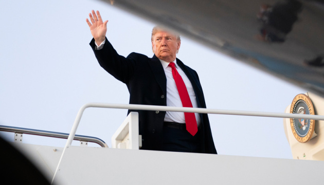 Фото до матеріалу: Рекордно низький рейтинг Дональд Трамп. Чим він відштовхнув американців