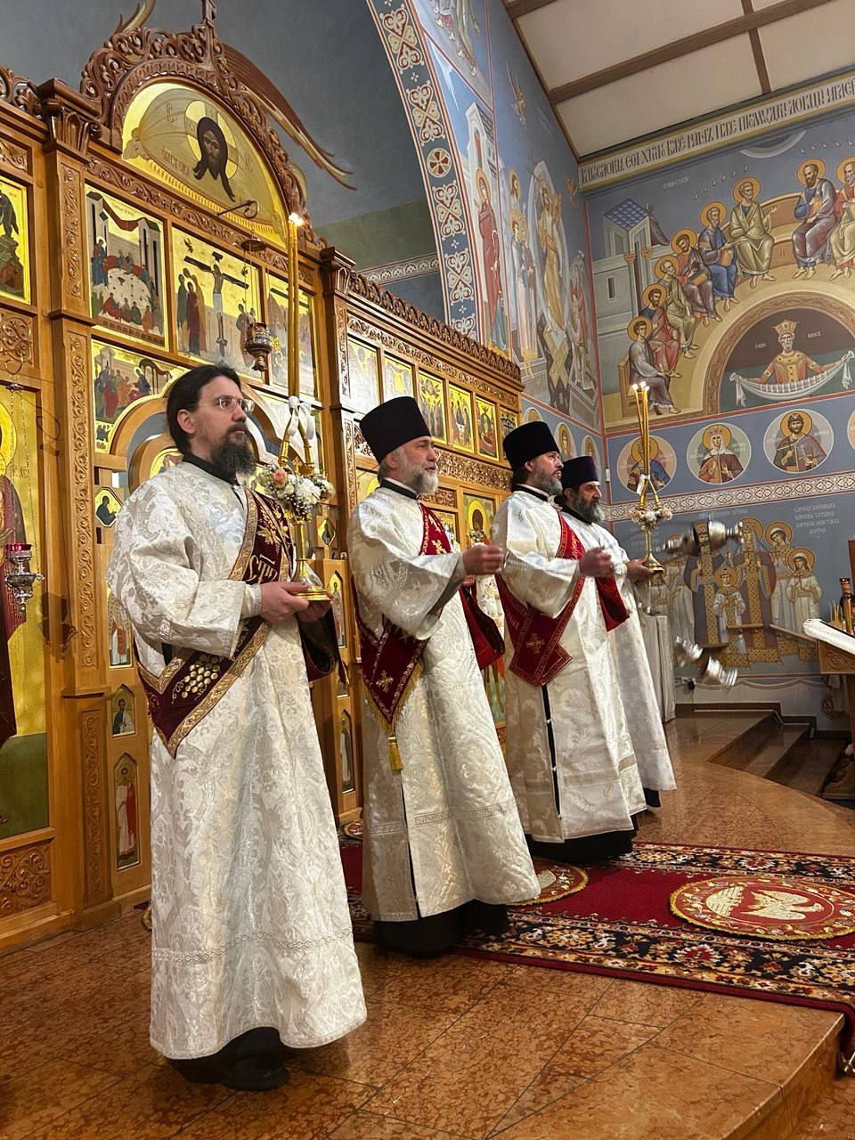 Фото до матеріалу: Вадим Новинський отримав орден РПЦЗ: наслідки для України