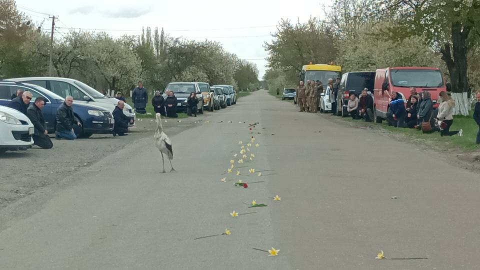 Фото до матеріалу: Підгайцівська громада провела в останню дорогу захисника України Миколу Андрійчука