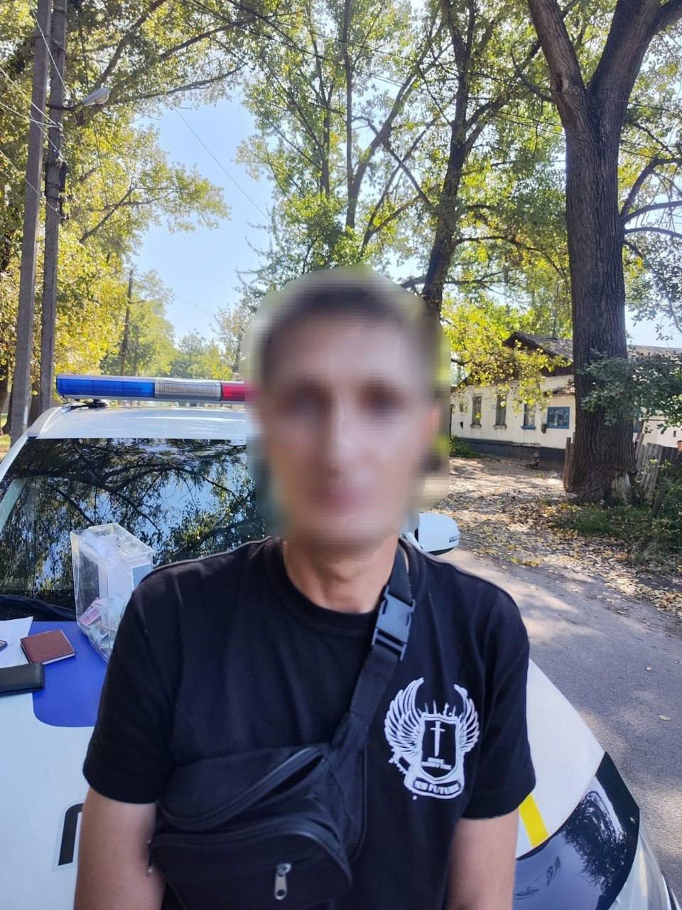 Фото до матеріалу: У Кам'янському псевдоволонтер обікрав продавчиню, посилаючись на збір для ЗСУ